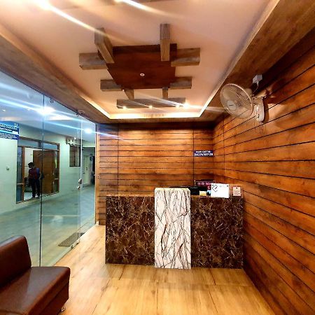 Hotel Veekay Residency Bangalore Esterno foto