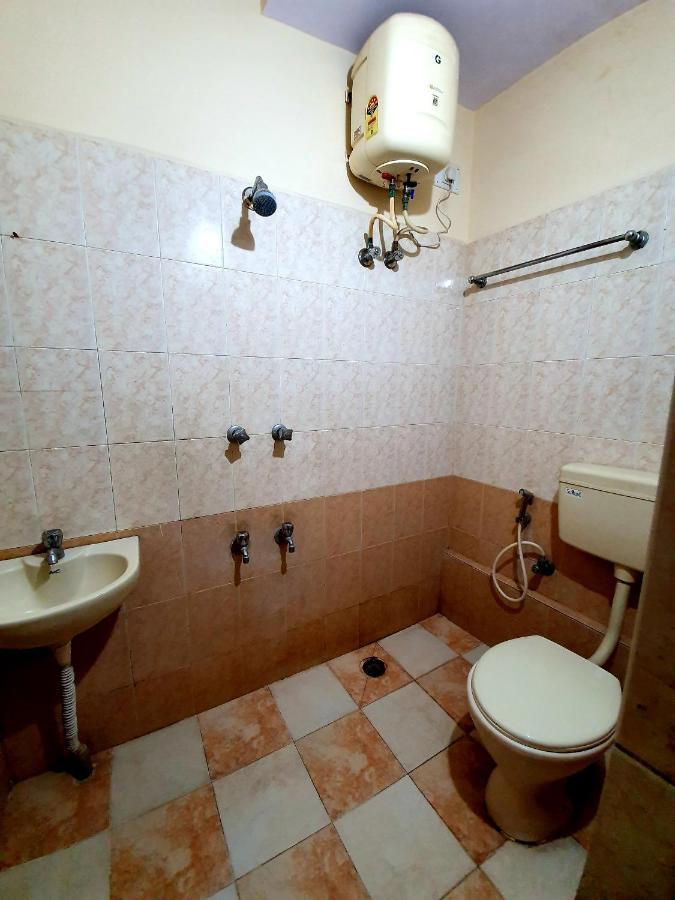 Hotel Veekay Residency Bangalore Esterno foto