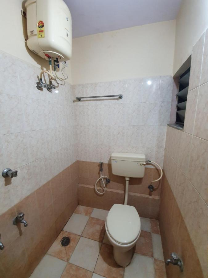 Hotel Veekay Residency Bangalore Esterno foto